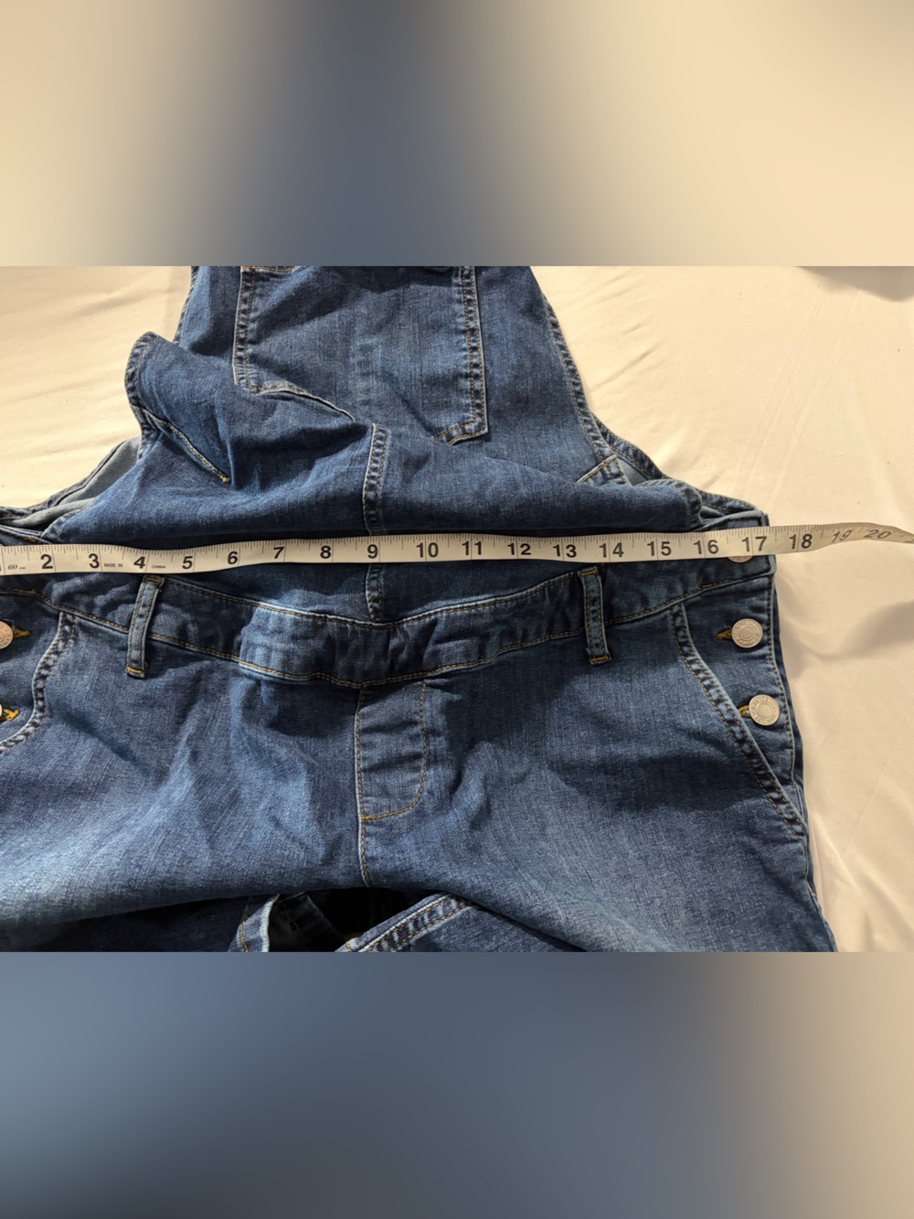 GAP Maternity Denim Medium Wash Overalls relaxed Fit size M - Picture 6 of 7